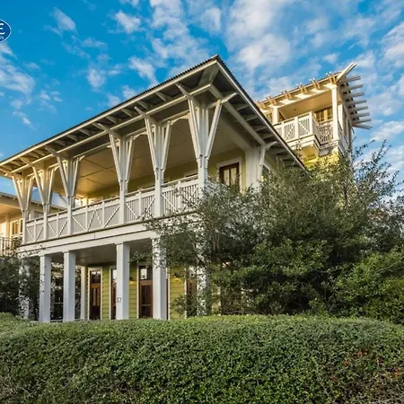 Located Right On 30A, '57 Western Lake Drive' Is A 6Br 6,5Ba Home Carriage House Home